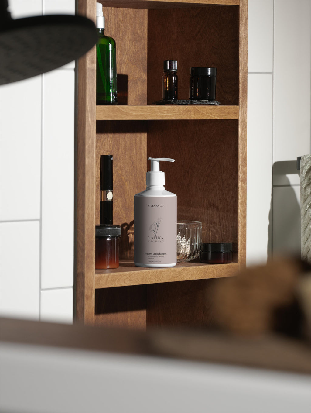 VIVENZA CO  Sensitive Scalp Shampoo – Gentle Hydrating Formula for Dry & Delicate Scalps